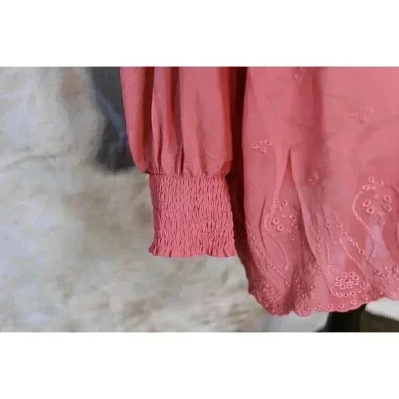 Torrid size 2 button down blouse long sleeve embroirded scalloped hem elastic cu - Picture 5 of 15
